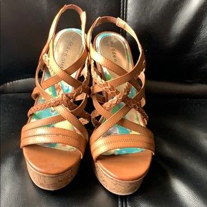 *BRAND NEW* Madden Girl wedges